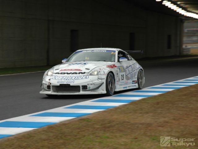 Igor Sushko driving the #15 Okabe Jidosha Dixcel Nissan Z at Super Taikyu Motegi season finale.