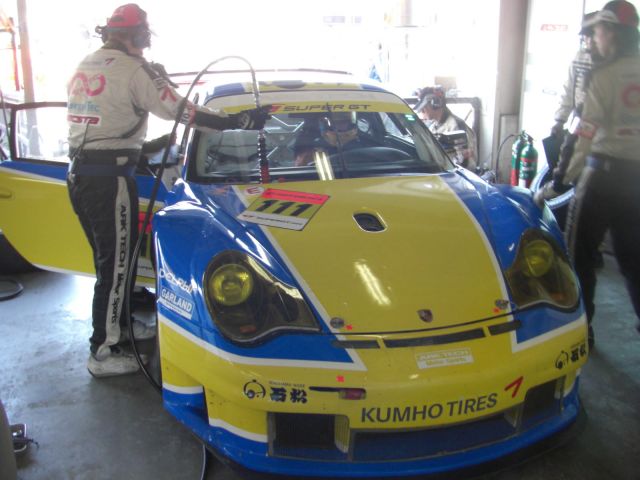 Porsche 911 GT3 RSR in Super GT