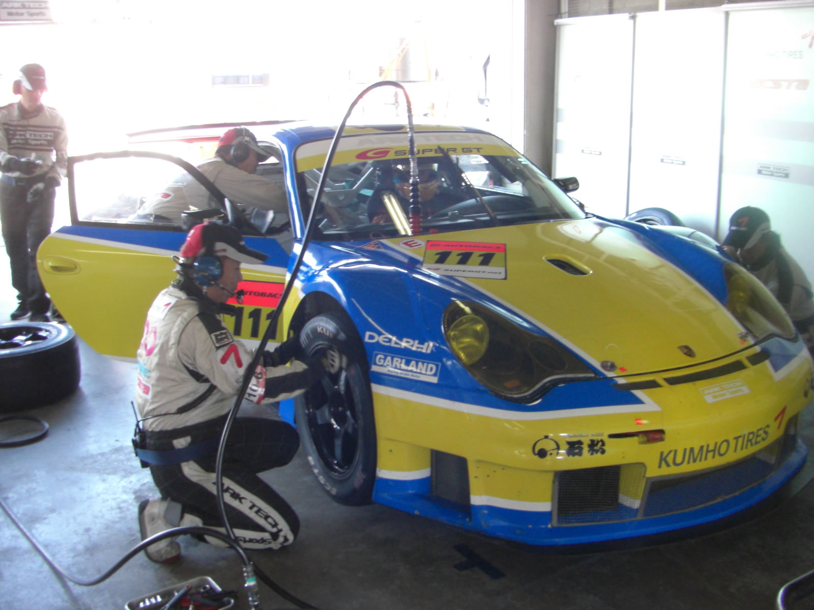 Porsche 911 GT3 RSR in Super GT