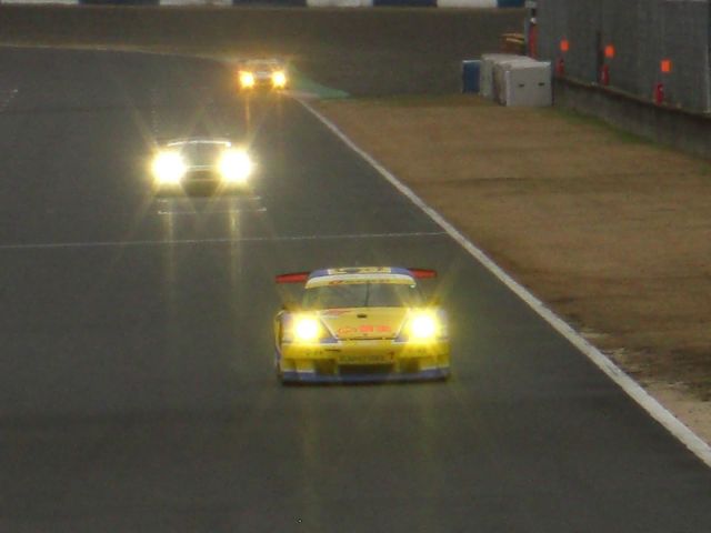 Igor Sushko in Porsche 911 GT3 RSR in GT300