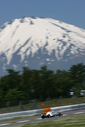 Igor Sushko piloting FCJ Formula near Mount Fuji.