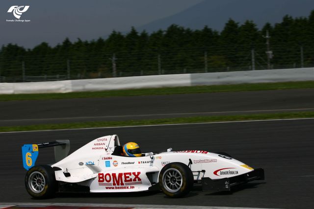 Formula Challenge Japan at Fuji Speedway in 2009.
Igor Sushko / #6 Bomex x Avanzza FCJ
http://www.igorsushko.com