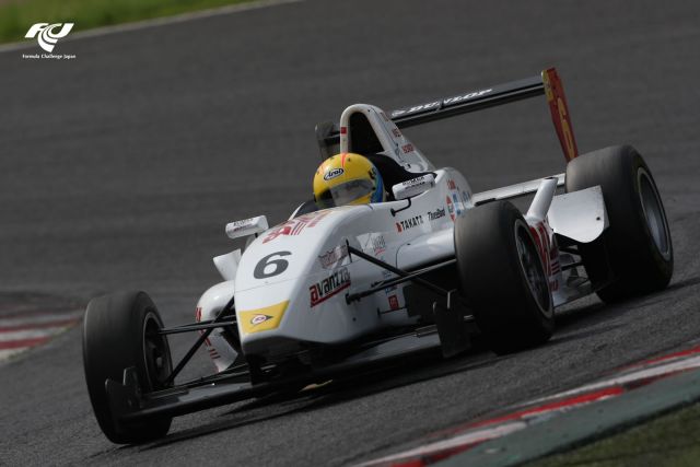 Igor Sushko - Bomex x Avanzza #6 Formula Renault
http://www.igorsushko.com