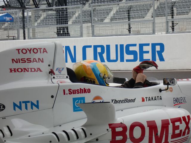 Igor Sushko - Bomex x Avanzza #6 Formula Renault
http://www.igorsushko.com