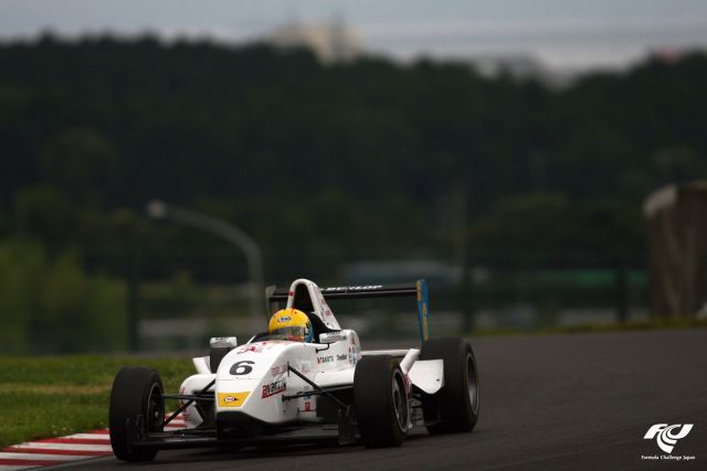 Igor Sushko - Bomex x Avanzza #6 Formula Renault
http://www.igorsushko.com