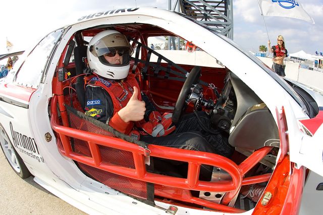 AutomotiveForums.com R34 Nissan Skyline GT-R at Sebring