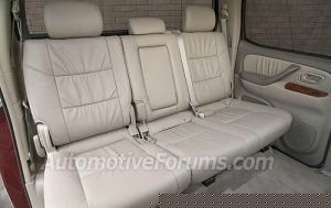 tundra_interior_rear_seats