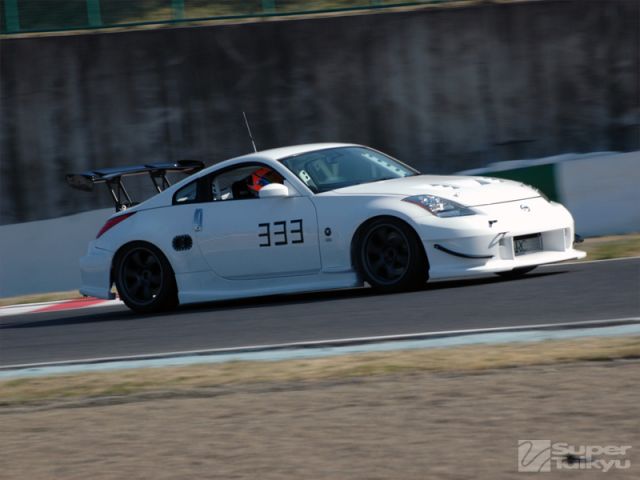 The shakedown of the brand-new Nissan Fairlady Z Z33 (350Z) the following day of the delivery from NISMO at Suzuka Circuit. A co