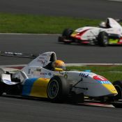 Igor Sushko at Fuji Speedway in the Japanese FCJ - Formula Renault. #1 H.I.S. car.