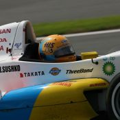 Igor Sushko at Fuji Speedway in the Japanese FCJ - Formula Renault. #1 H.I.S. car.