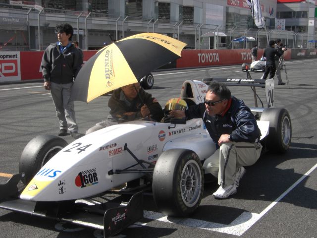 Igor Sushko at FCJ Formula Renault Round 1 at Fuji Speedway.