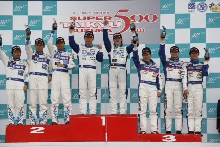 The #15 Okabe Jiodsha Dixcel Nissan Z on the podium of the season opener at Suzuka 500km. Drivers: Igor Sushko, Nagashima Masaak