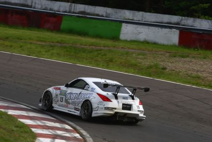 Igor Sushko in the #15 Okabe Jidosha Nissan Fairlady Z in Super Taikyu at 2008 Sendai Hiland 4HR race.