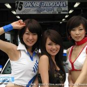 #15 Okabe Jidosha Nissan Z's race queens!