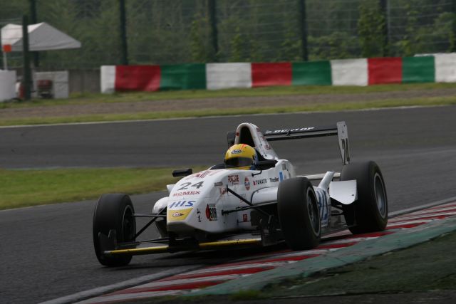 iIgor Sushko / FCJ Japanese Formula Renault #24 H.I.S. Travel