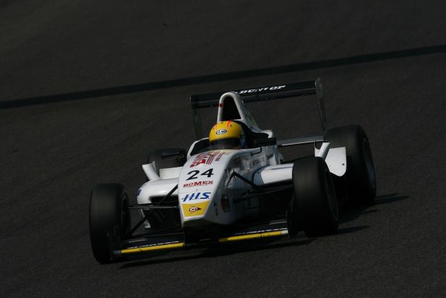 iIgor Sushko / FCJ Japanese Formula Renault #24 H.I.S. Travel