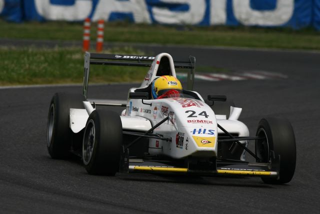 iIgor Sushko / FCJ Japanese Formula Renault #24 H.I.S. Travel