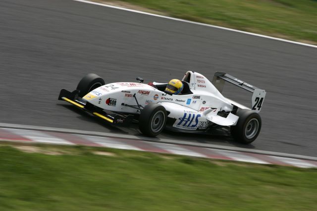 iIgor Sushko / FCJ Japanese Formula Renault #24 H.I.S. Travel